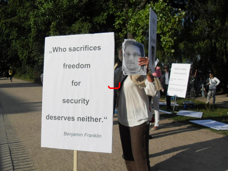 Demonstration gegen PRISM und für Edward Snowden. Hamburg, 11.07.2013_5