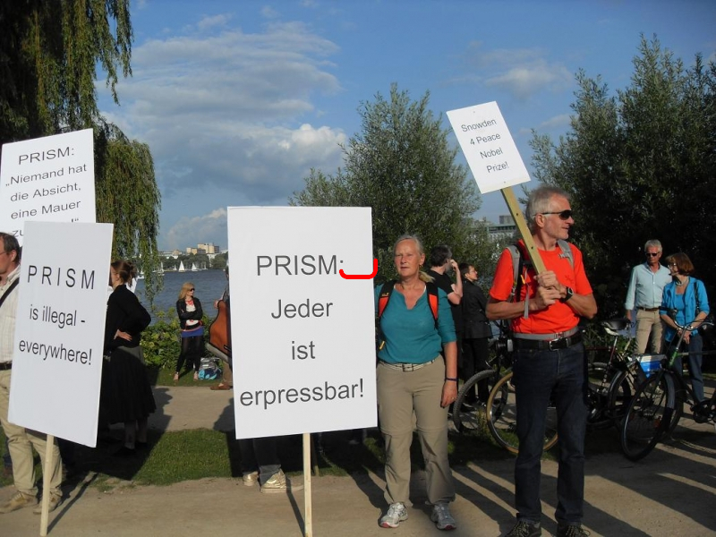 Demonstration gegen PRISM und für Edward Snowden. Hamburg, 11.07.2013_22