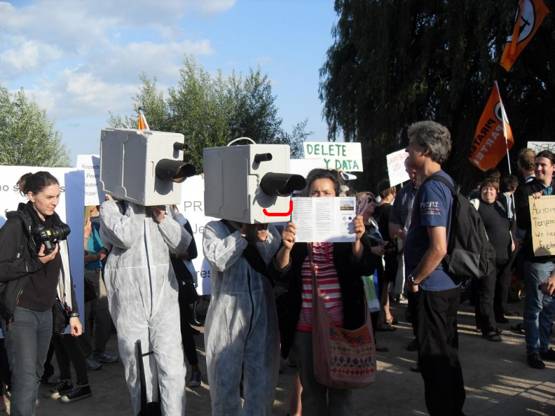 Demonstration gegen PRISM und für Edward Snowden. Hamburg, 11.07.2013_47